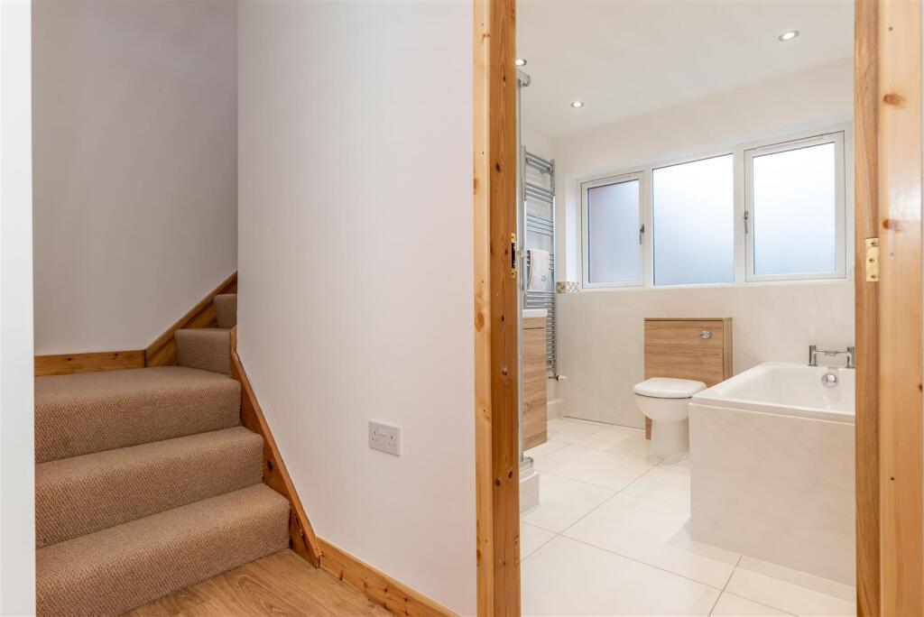 Ground Floor Bathroom