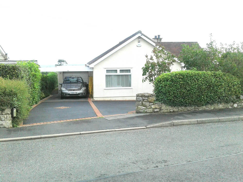 Carport &amp; Garage.