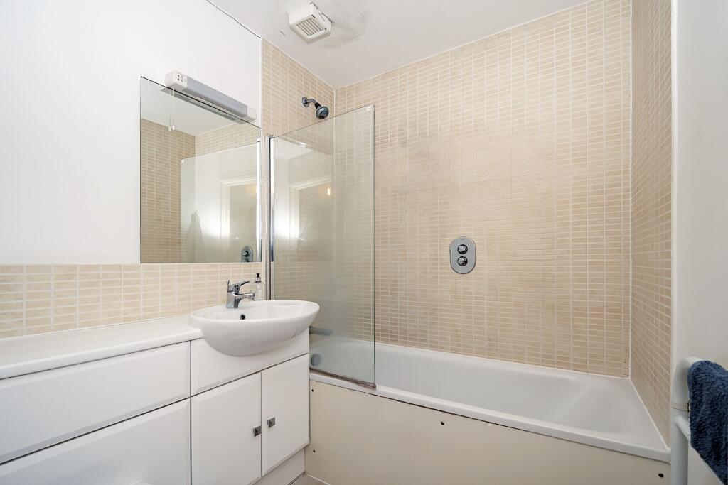 QL - Bathroom