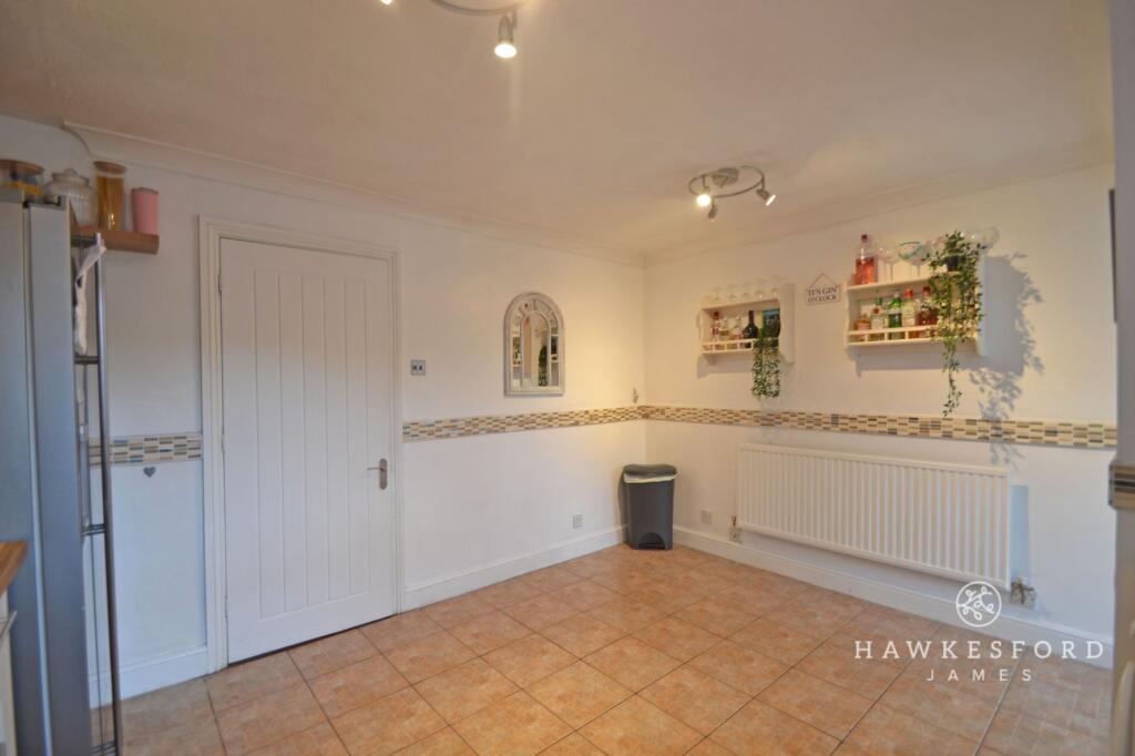 Taillour Close, Sittingbourne - Kitchen/diner