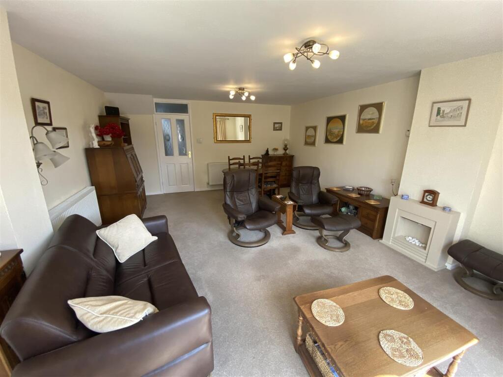 Extended Lounge / Diner