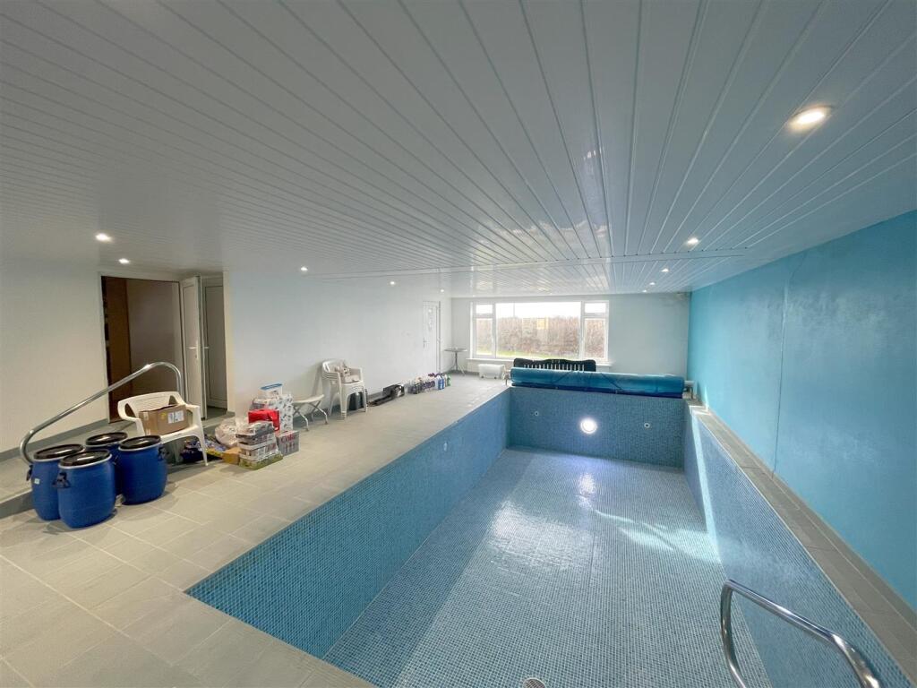 pool 3.jpg