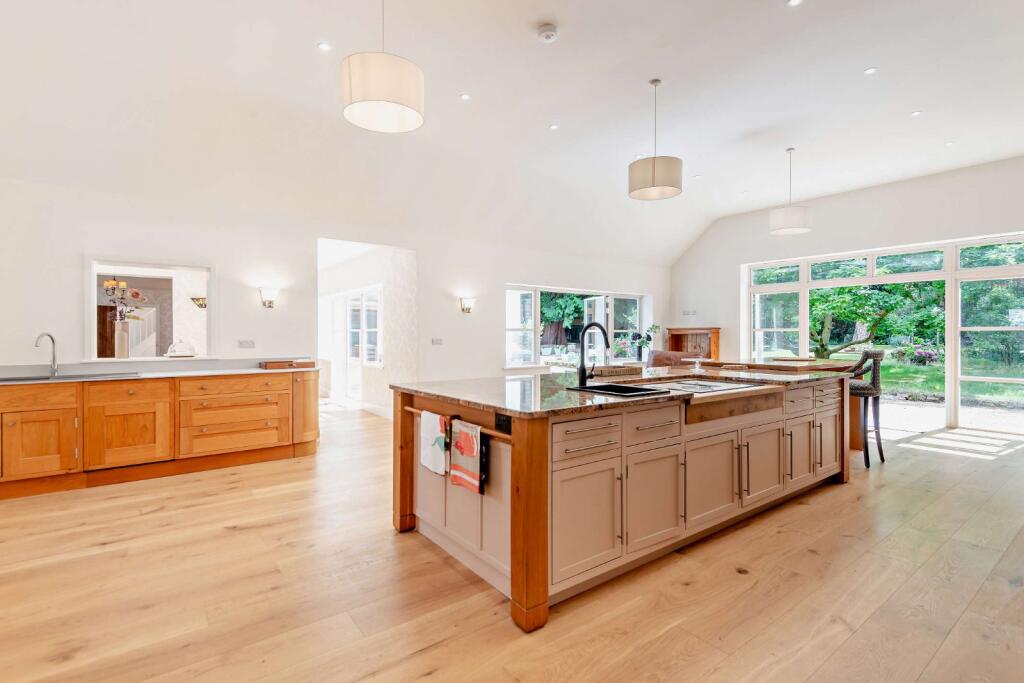 Kitchen/Breakfast