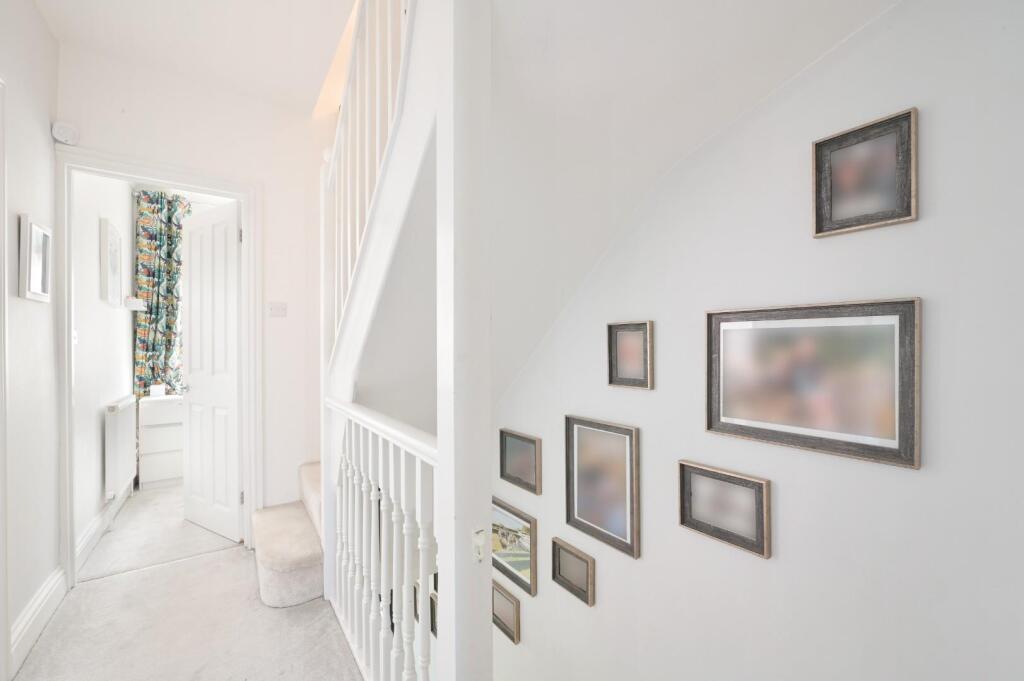 STONELEIGH AVENUE  (6).jpg