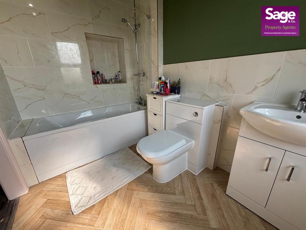 PHOTO-2025-08-15-15-15-30(4) (1).jpg