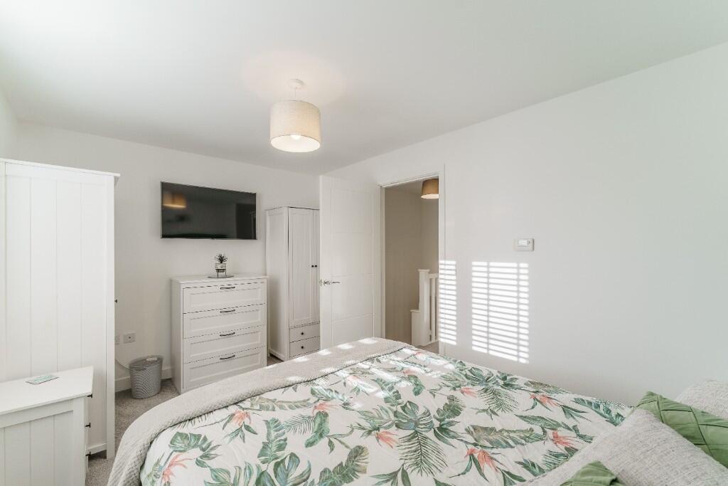 Hawthorne Close, Pontefract, West Yorkshire, WF8