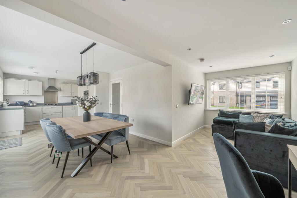 Kitchen / Dining Room / Family Room