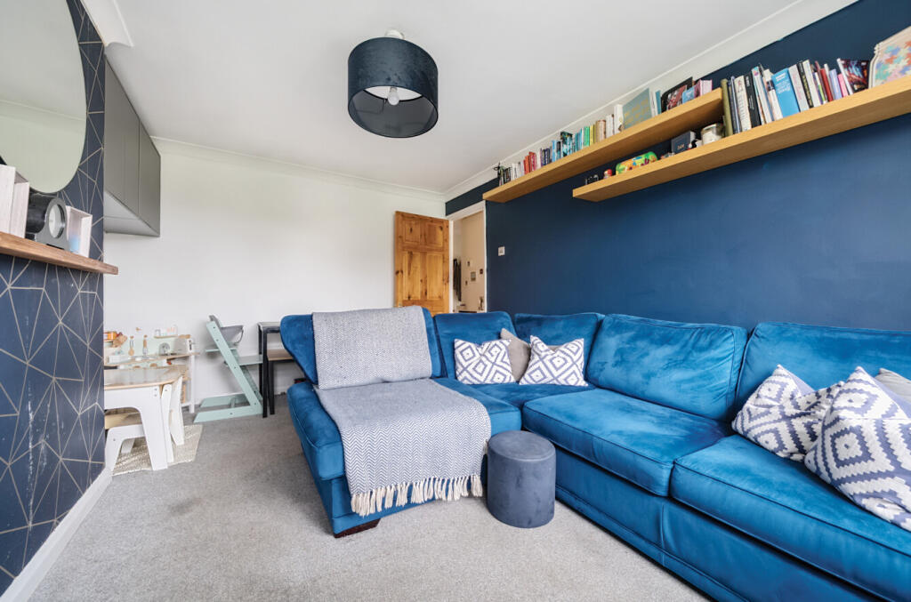 1343252-11-68a6de...