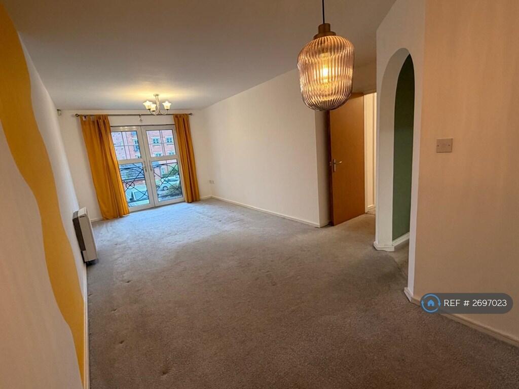Living/Dining Room