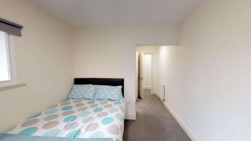 Flat_7_8_St_James_Row