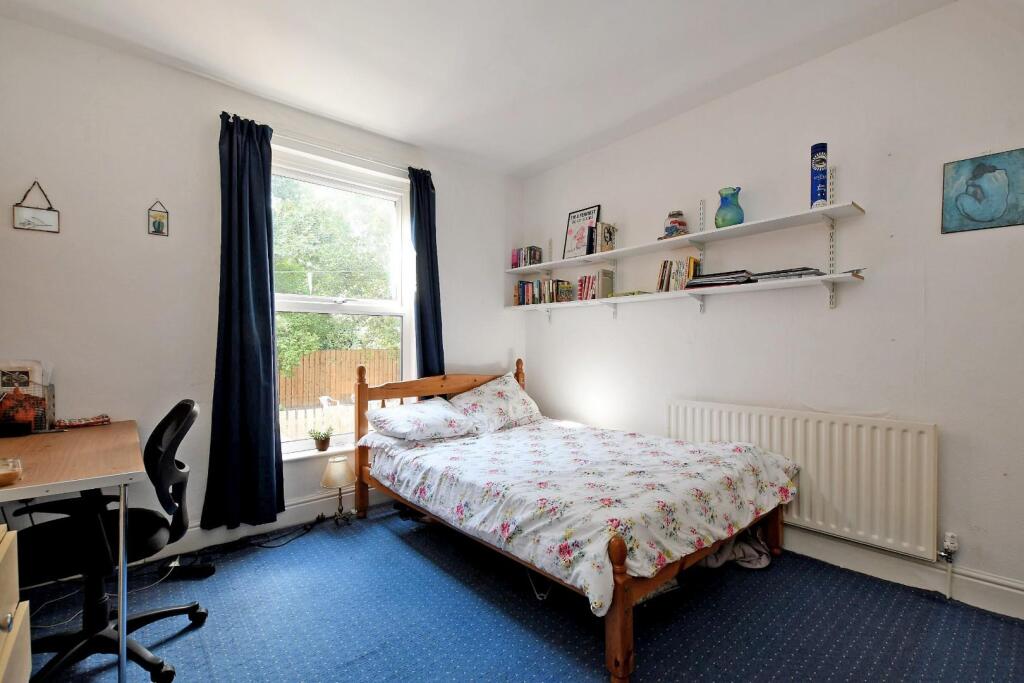 37 Barber Road, bedroom 3.jpg