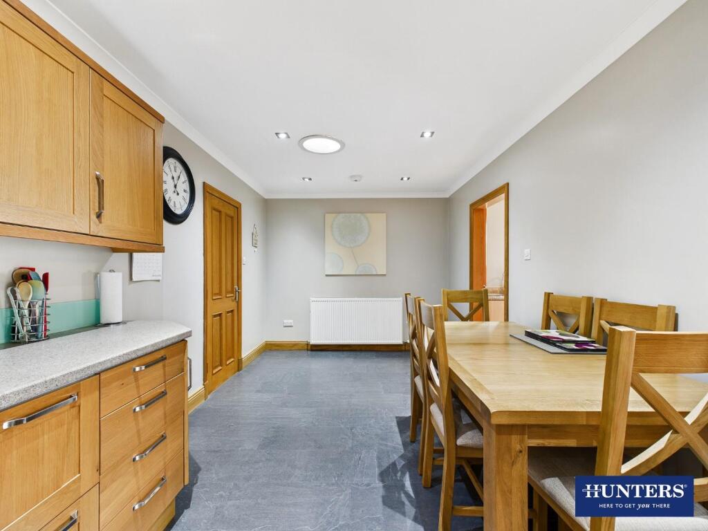 Dining Kitchen &amp; Family Room