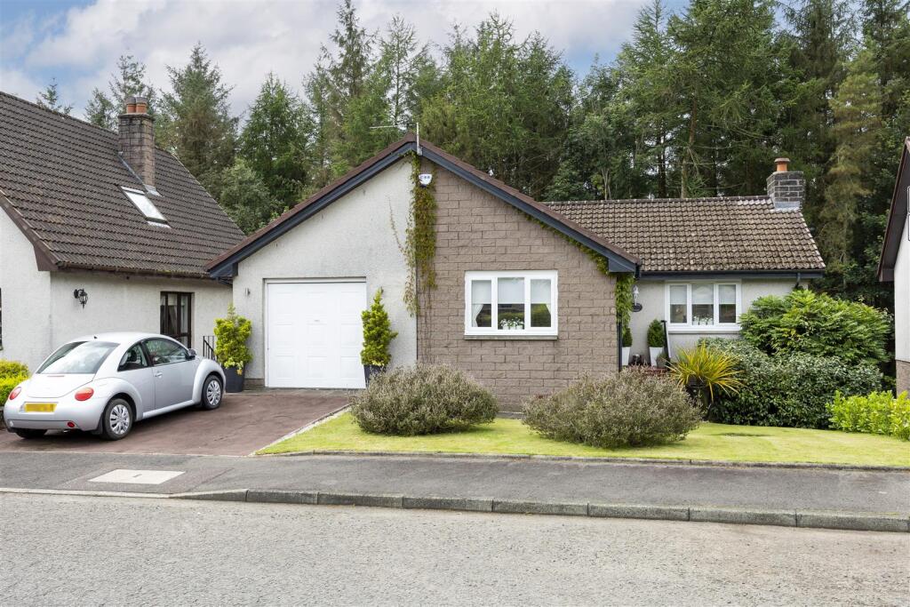 16_REDHILL_VIEWS_LENNOXTOWN_003.JPG