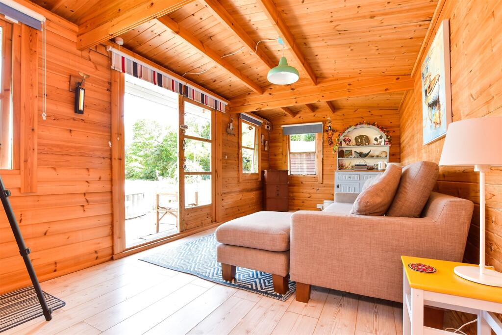 Workshop/Outbuildings