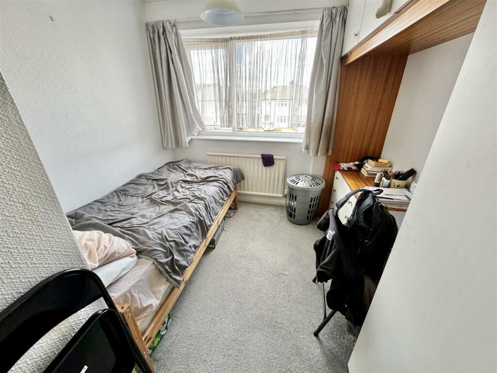 BEDROOM 3