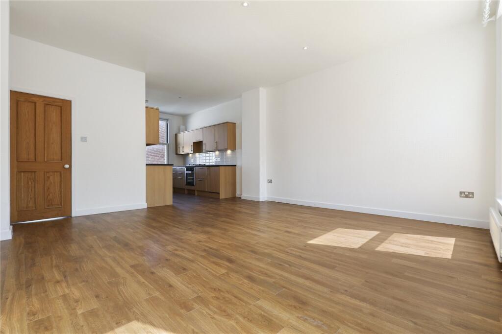 Kitchen/Reception