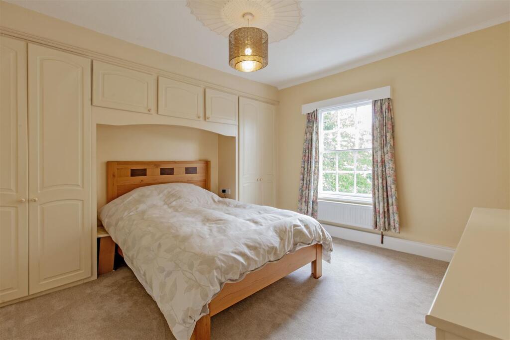 Bedroom 3-1.jpg