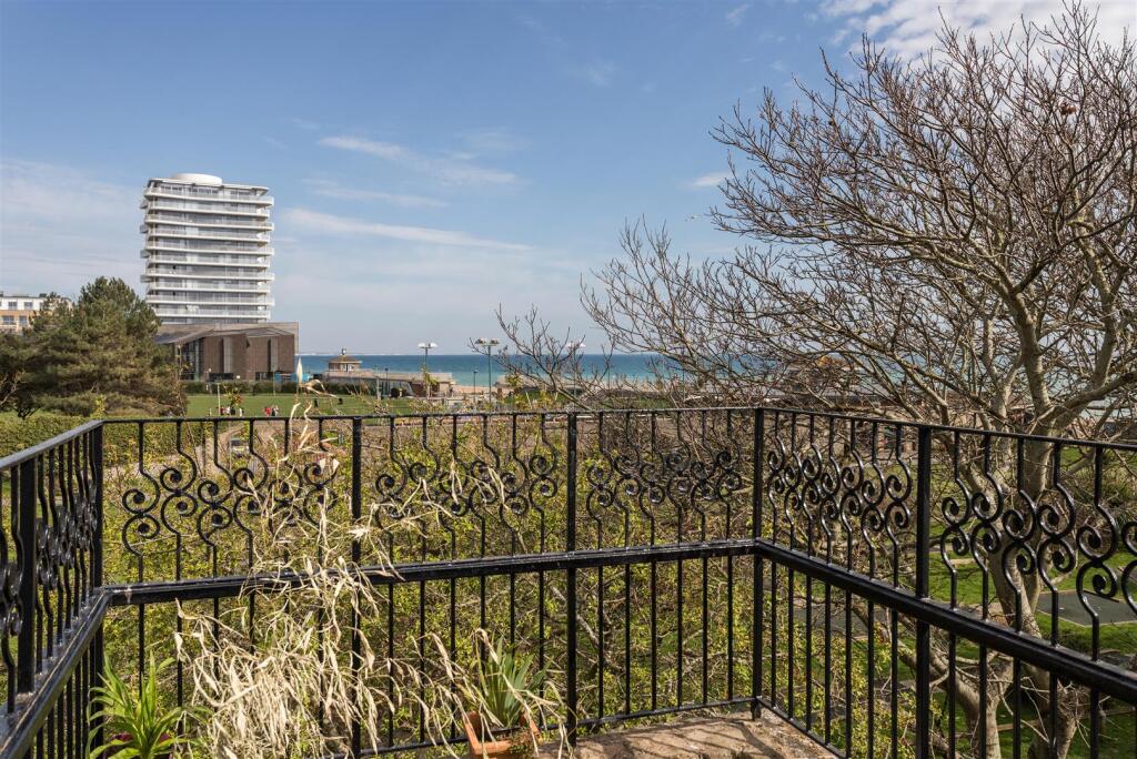 33 Warwick Road-3.jpg