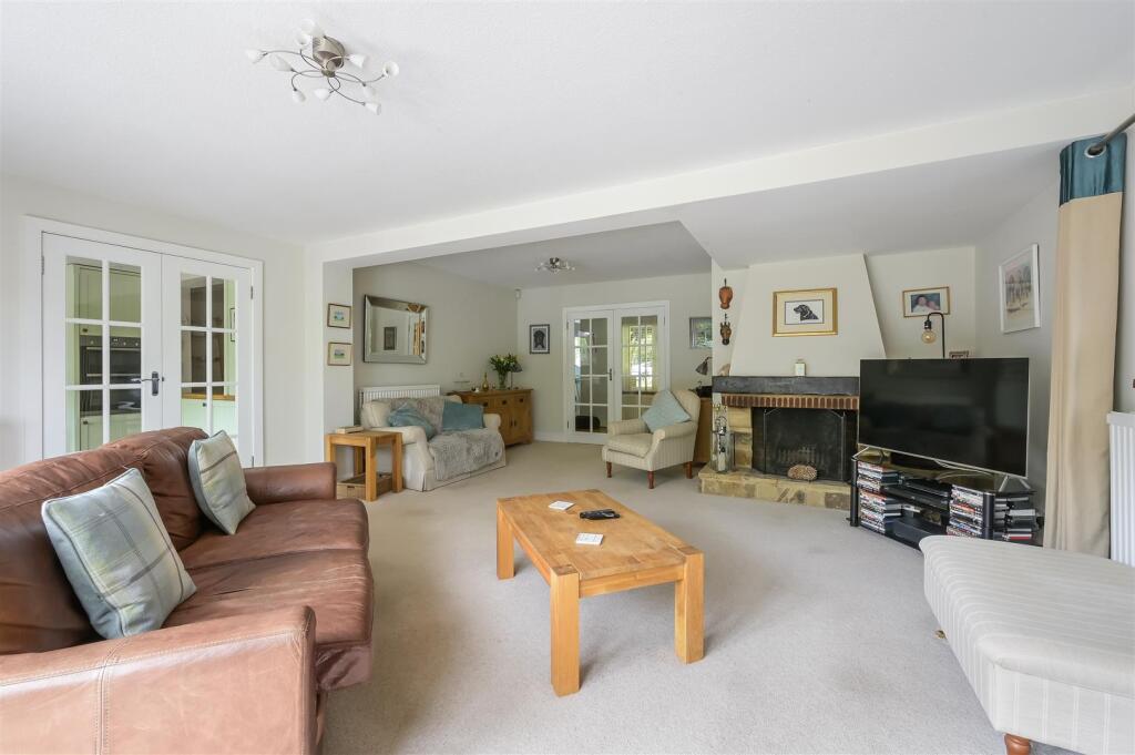 GREEN LANE 45  (19).jpg