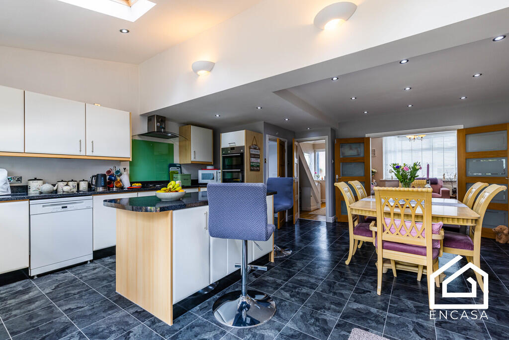 Summerfield Road-...