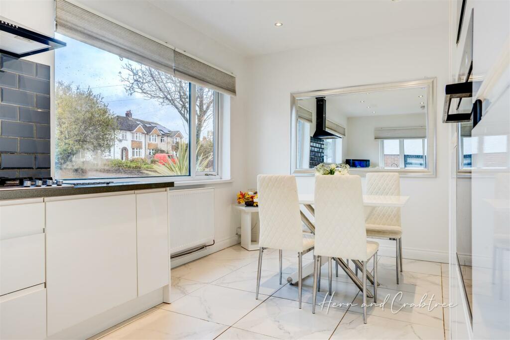 New Road, Rumney, HernCrabtree (2).jpg