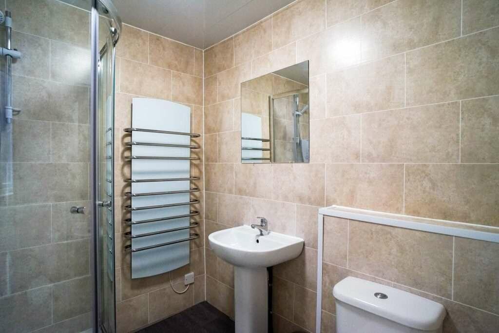 Flat_3_146_Broomspring_Lane