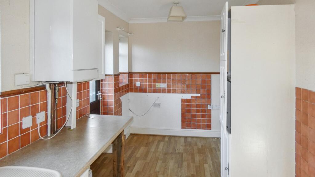 58 York Road, North Hull Estate, Hull, East Yorkshire, HU6 9RA