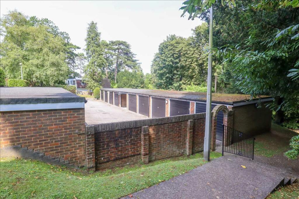 Garage En-Bloc