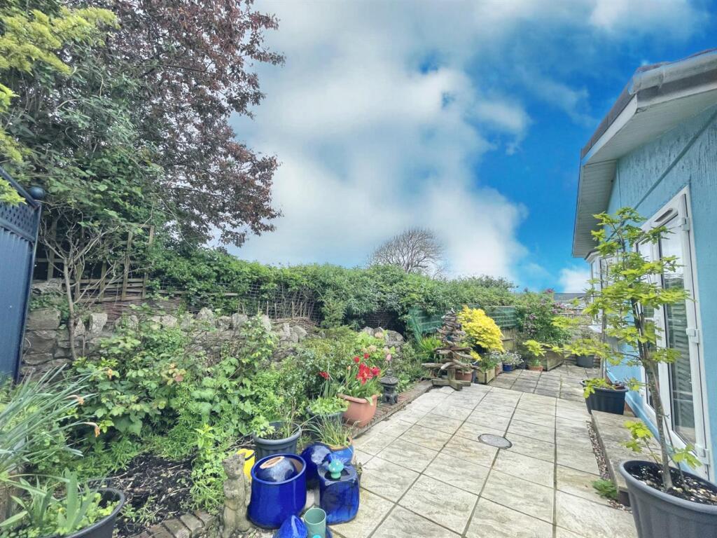 Wrap Around Garden