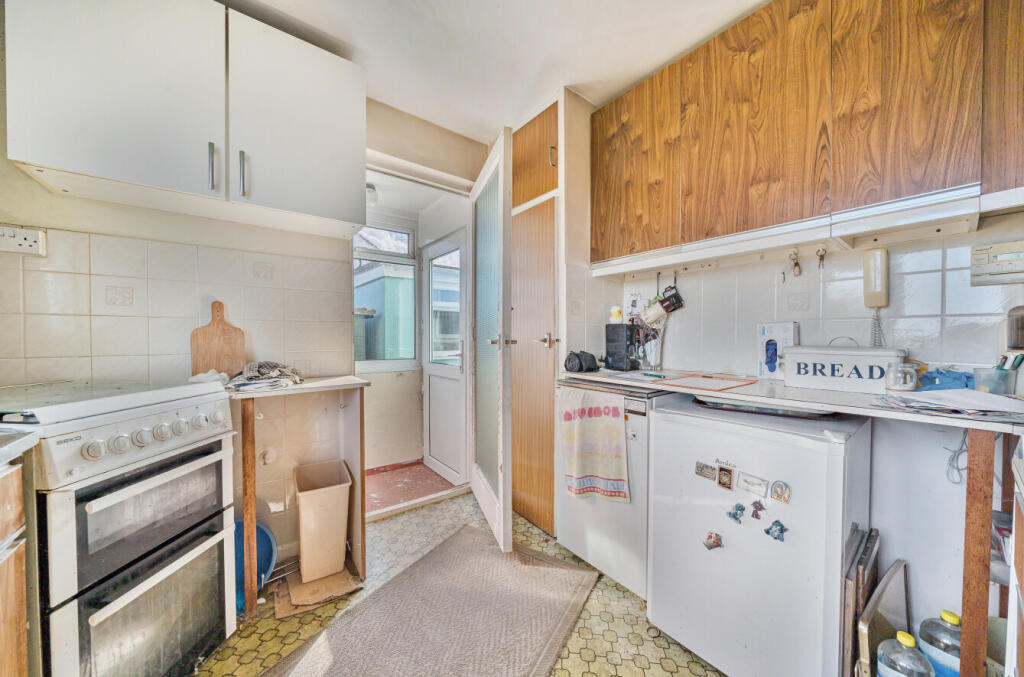 1354442-10-68c83b...