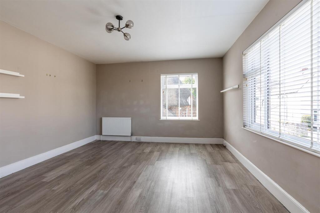 Henleaze Road, Henleaze Living Room 3.jpg