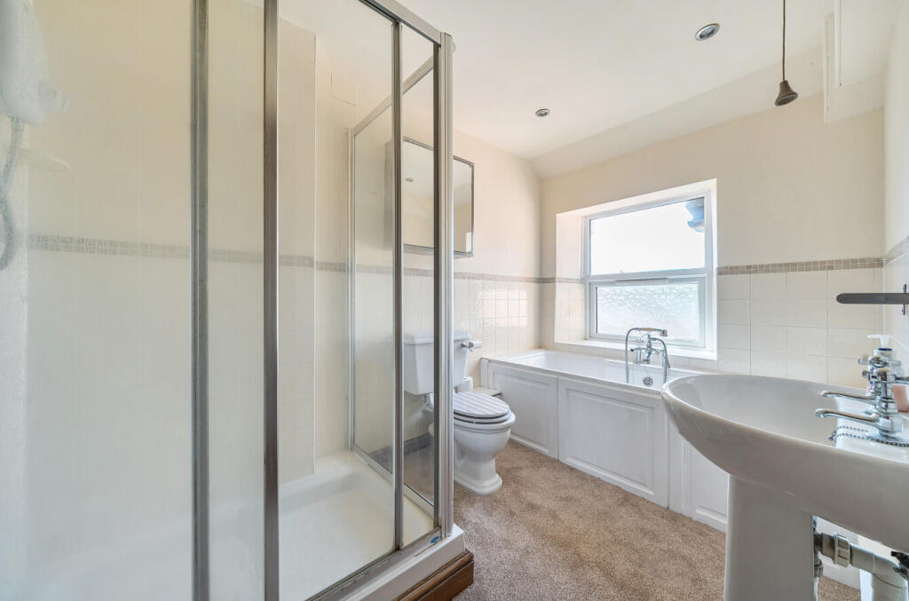 1347780-2-68b9918...