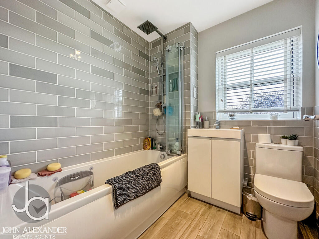 20250313_15471795...