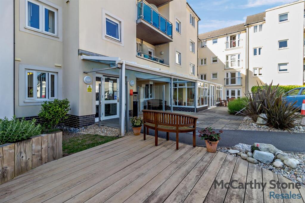 Middleton Court
