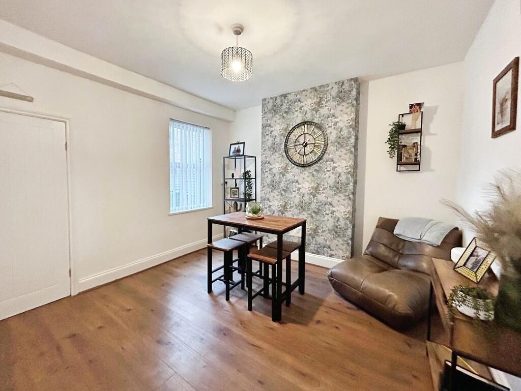 afee1c03-WhatsApp...