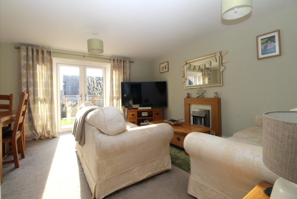 Sitting/Dining Room