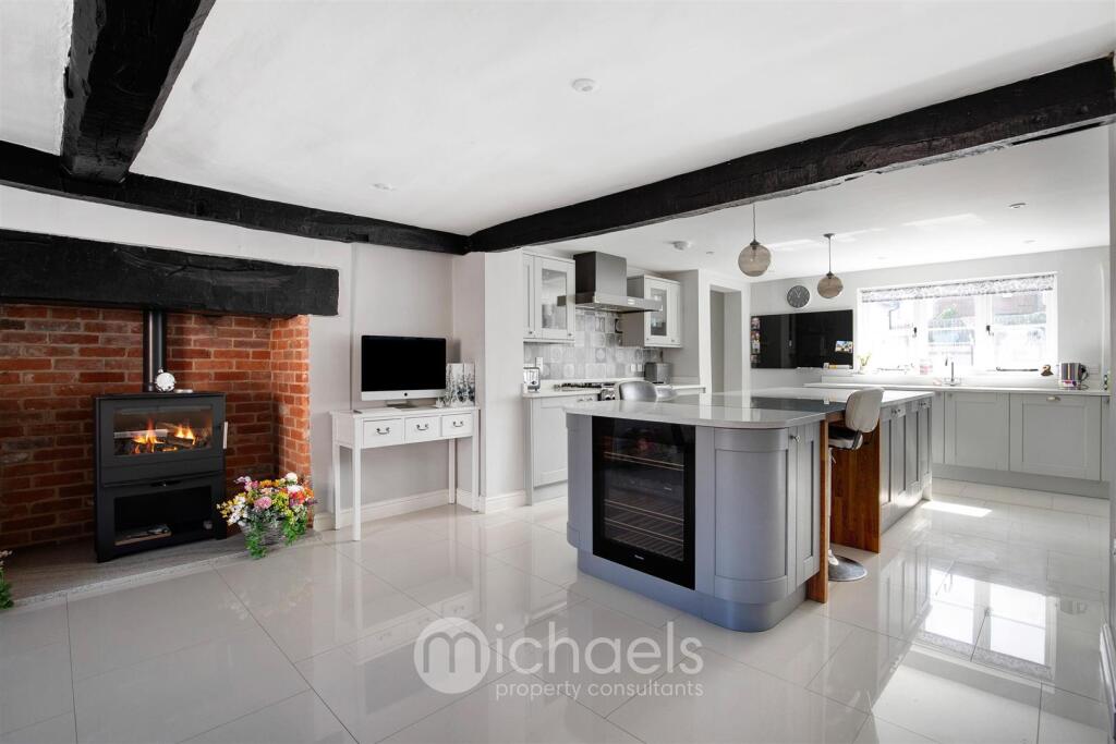 Framlingham_Michaels_Branded (13 of 44).JPG