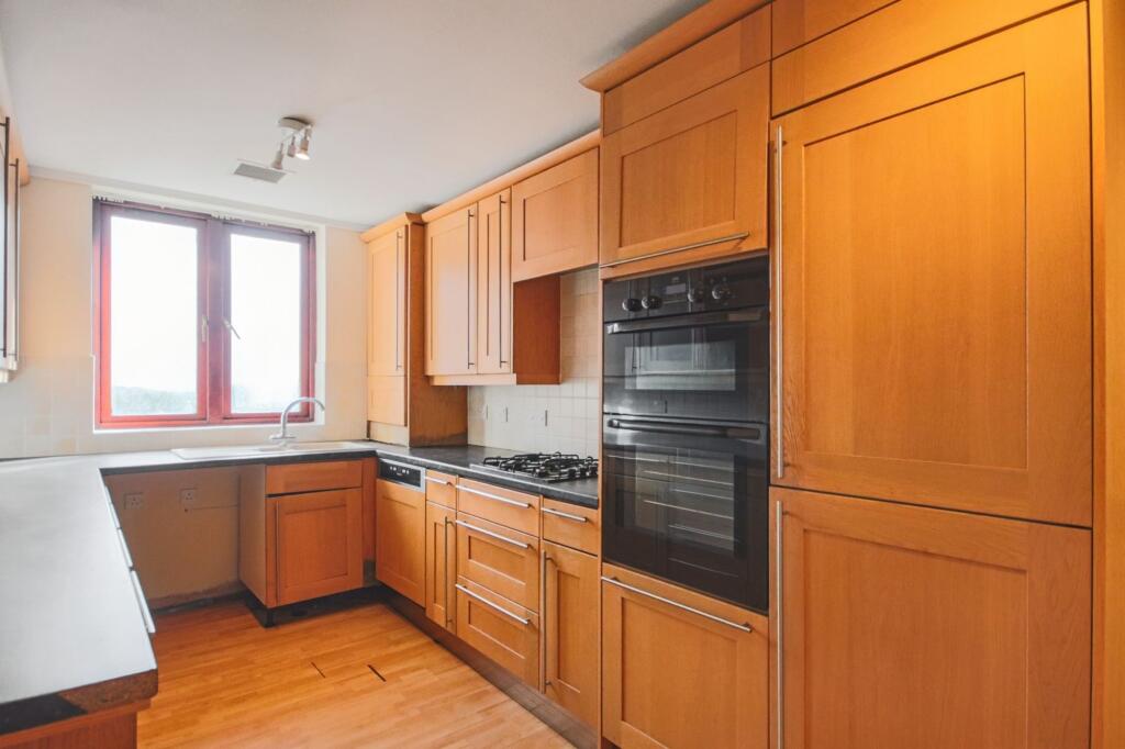 52 Chasewood Park, Harrow on the Hill Harrow HA1 3YR