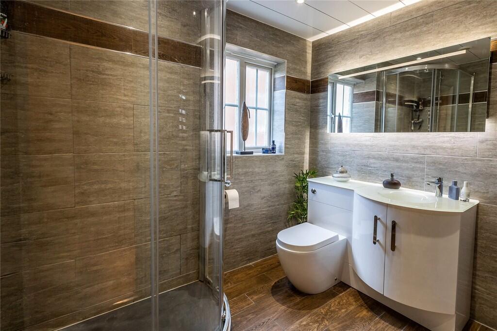 En-Suite Shower R...