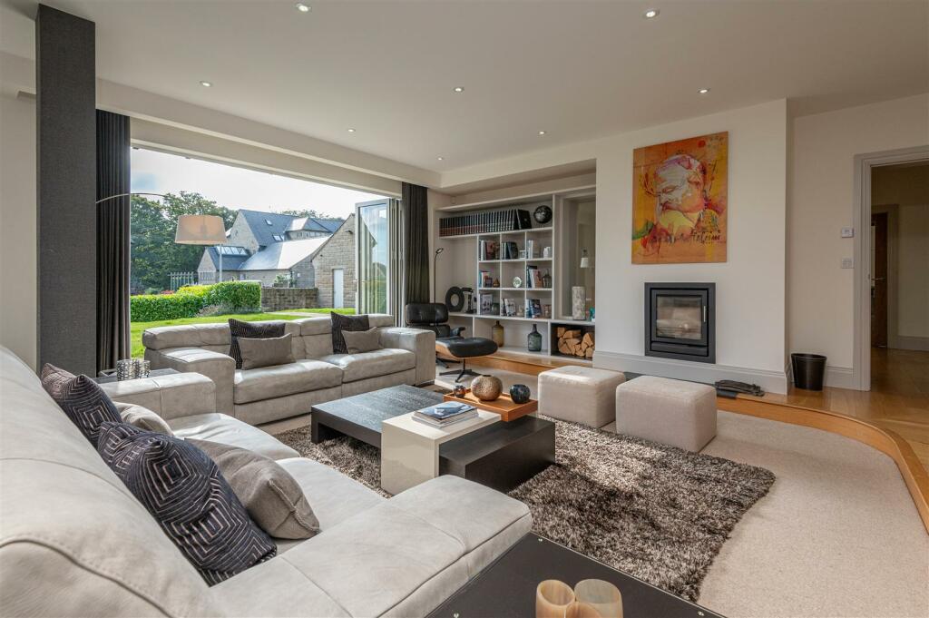 Main Living Room with Bi Folds