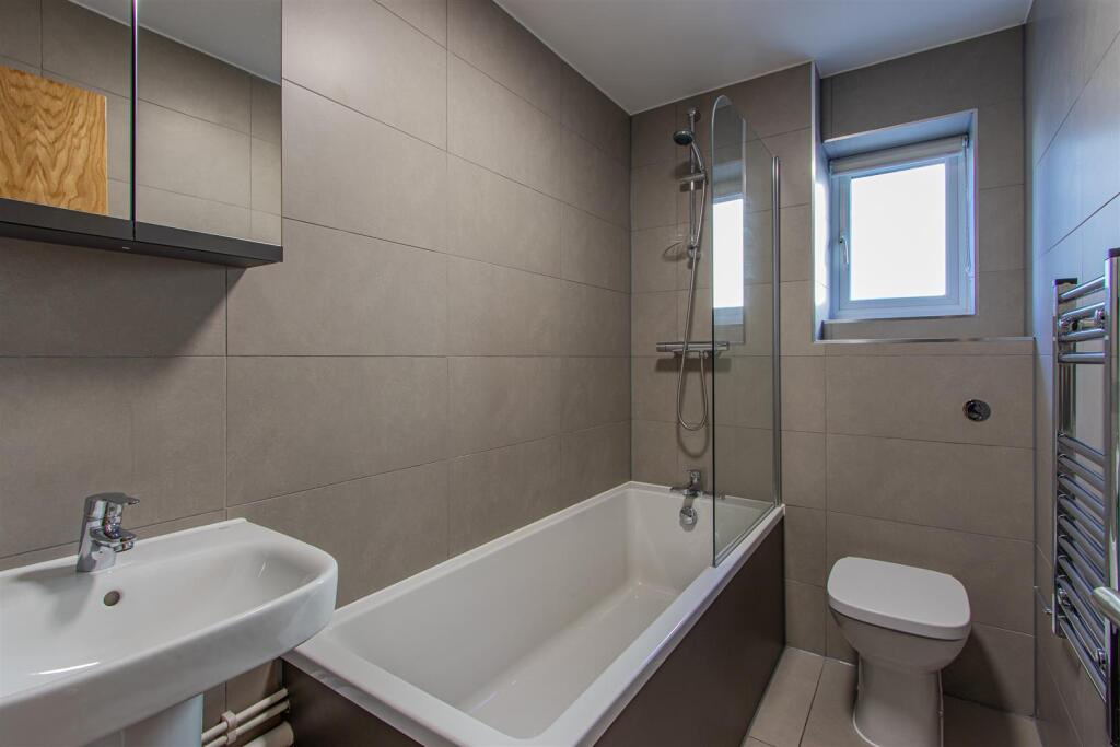 Churchill Villas 39-4.jpg