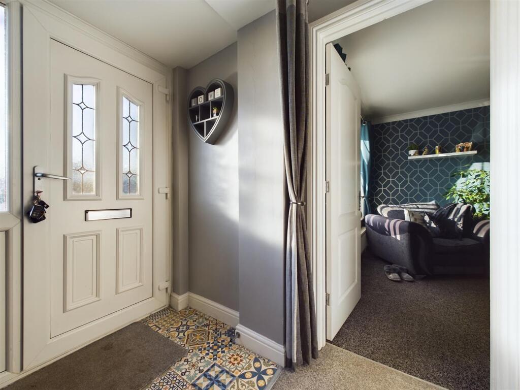 Hallway.jpg
