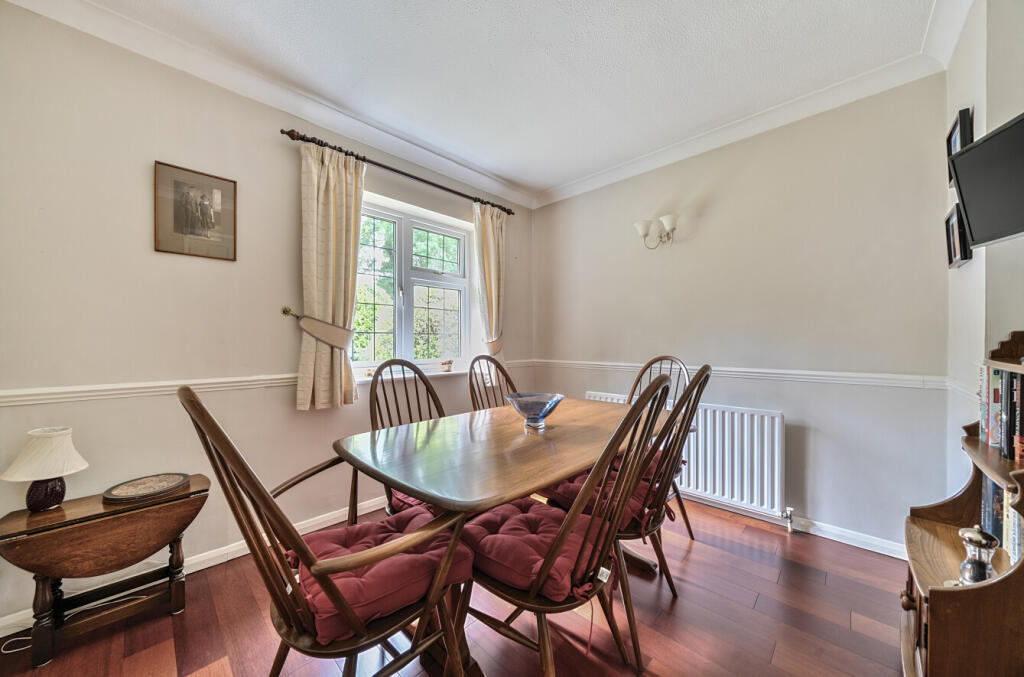 1295449-17-682b40...