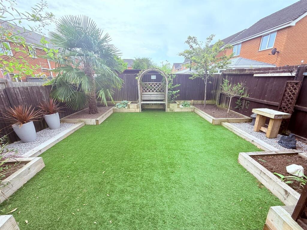 PHOTO-2025-08-12-18-27-53 (11).jpg