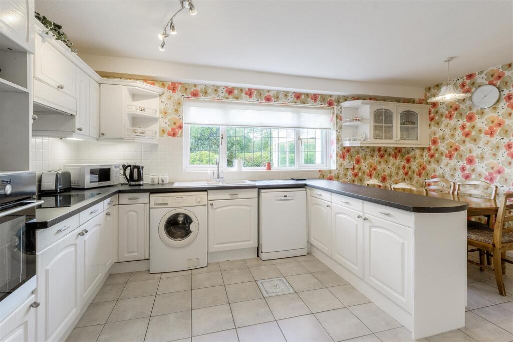 Kitchen Breakfast Room