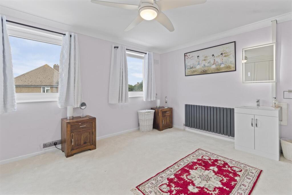 bedroom one.jpg