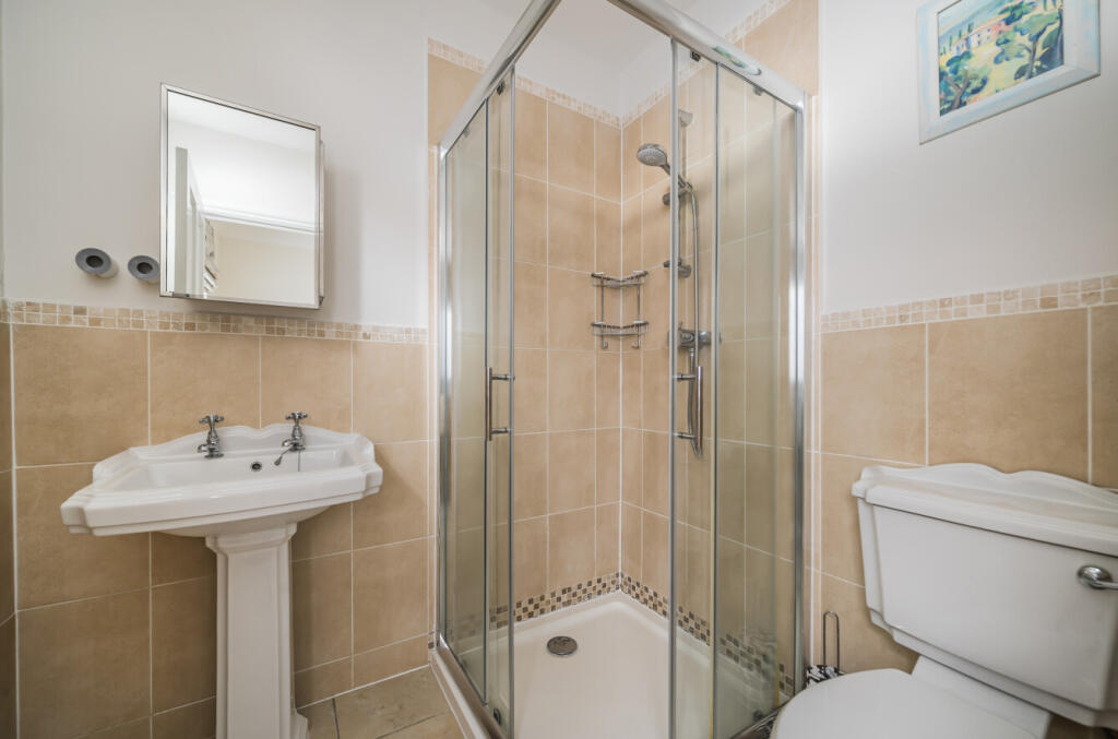 1309864-3-685438a...