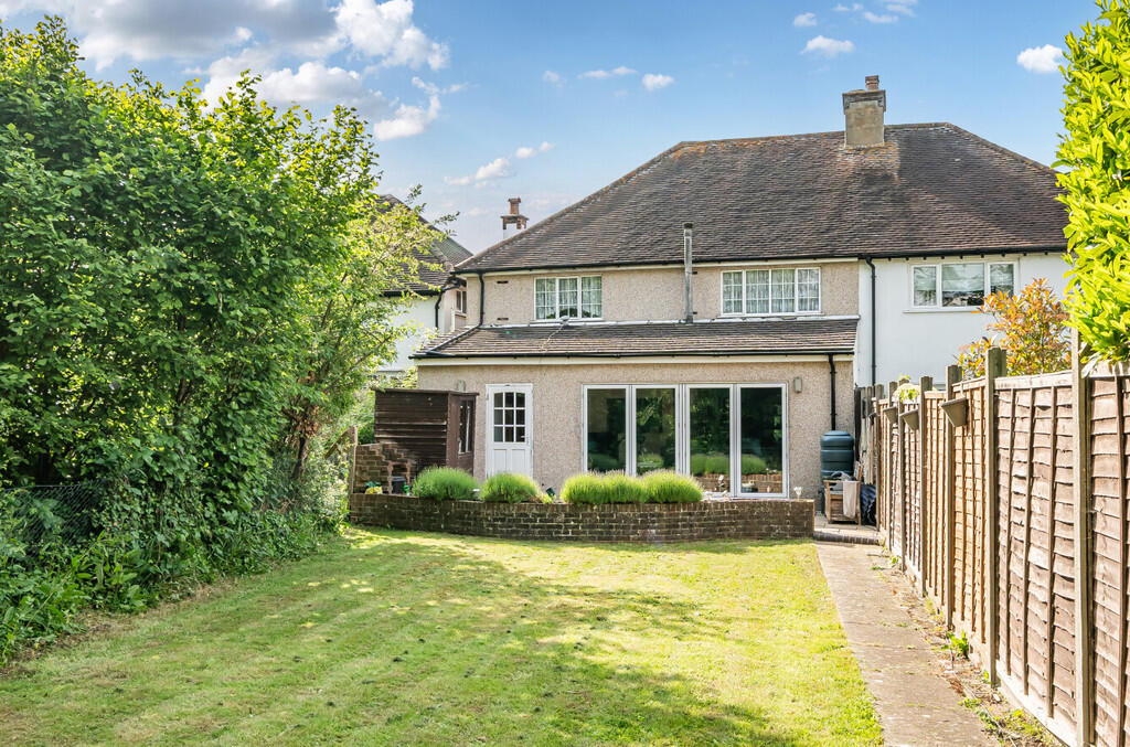 1293689-7-682cc08...