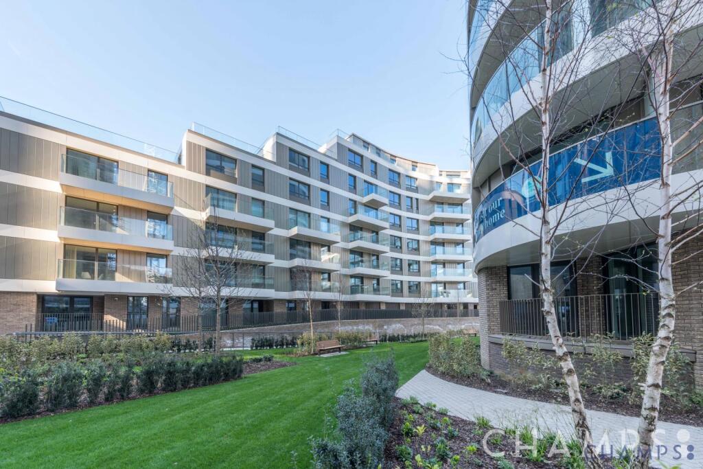 Stunning 3 Bedroom Flat