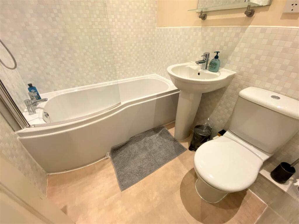 Bath/Shower Room &amp; W